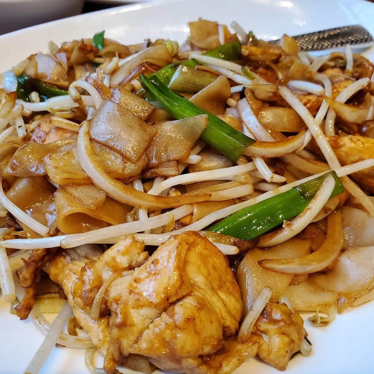 Chinese Broccoli Beef Chow Fun