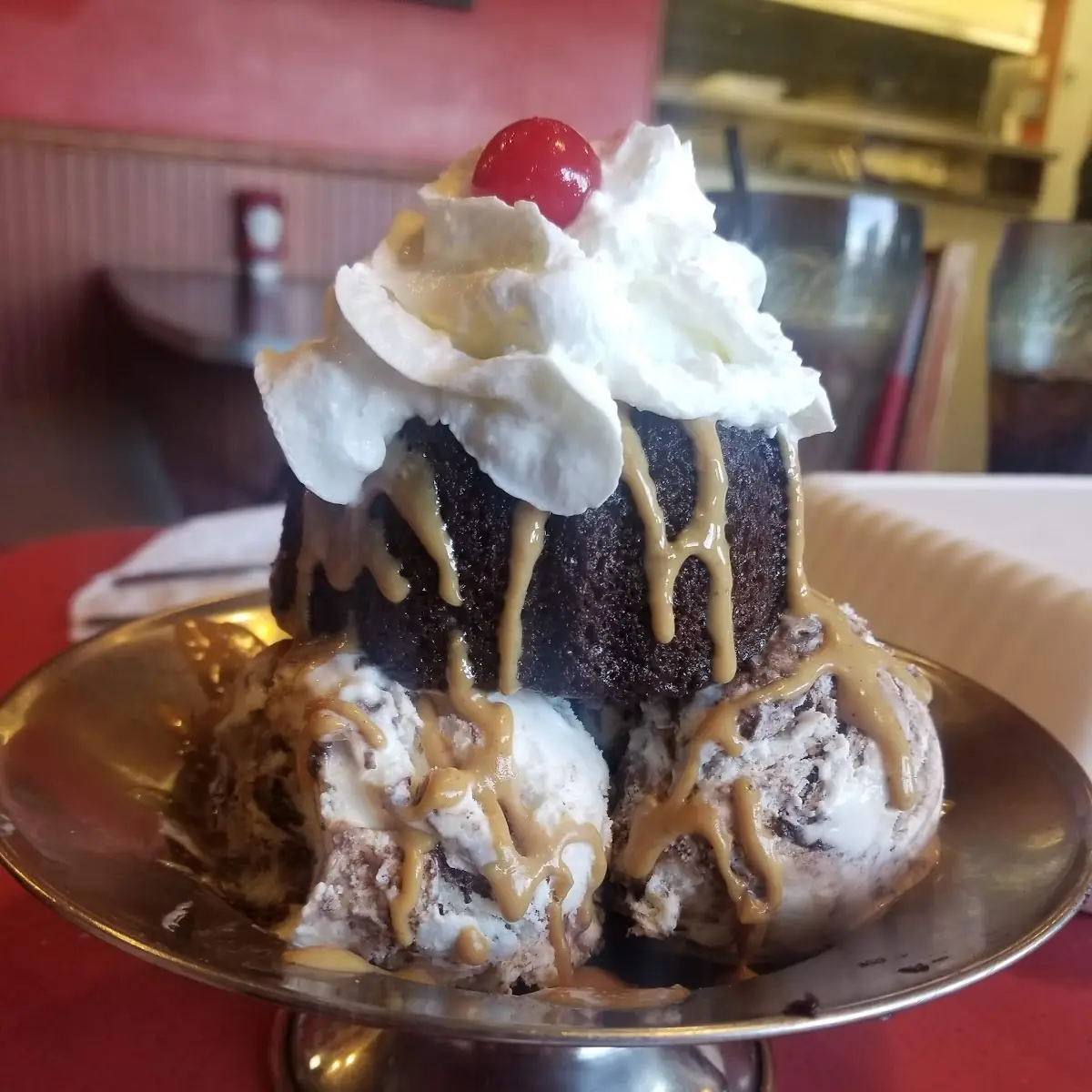 Hunka Chunka PB Fudge Lava Cake