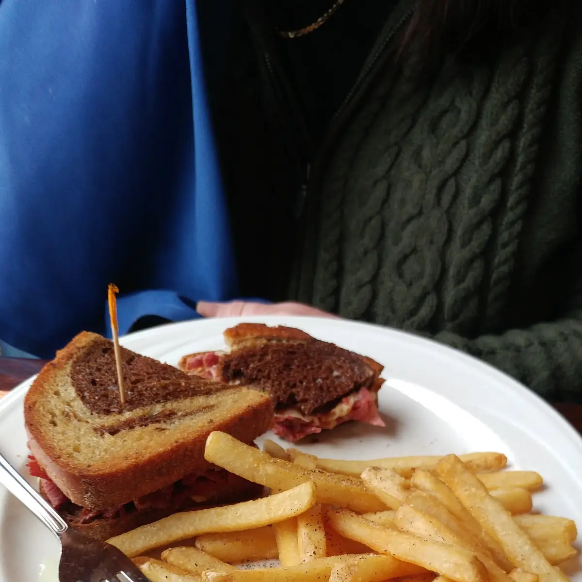 Kids Grilled Cheese & Fries