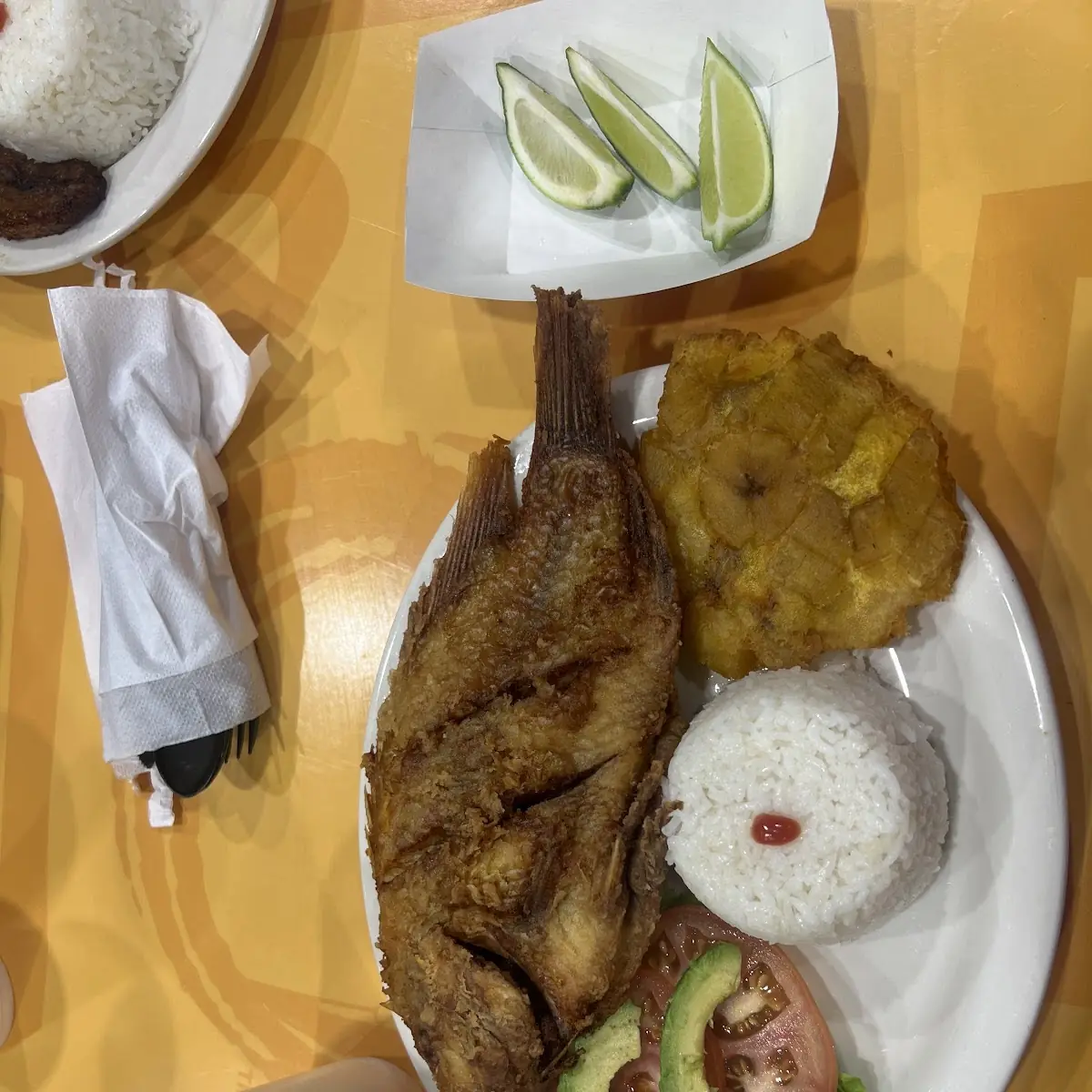 Lunch Mojarra Frita