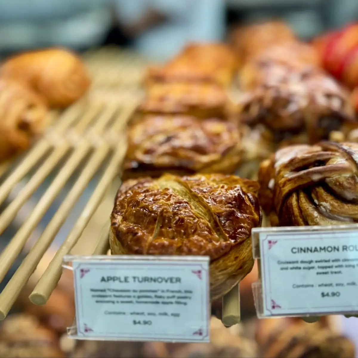 Apple Turnover and Cinnamon Roll