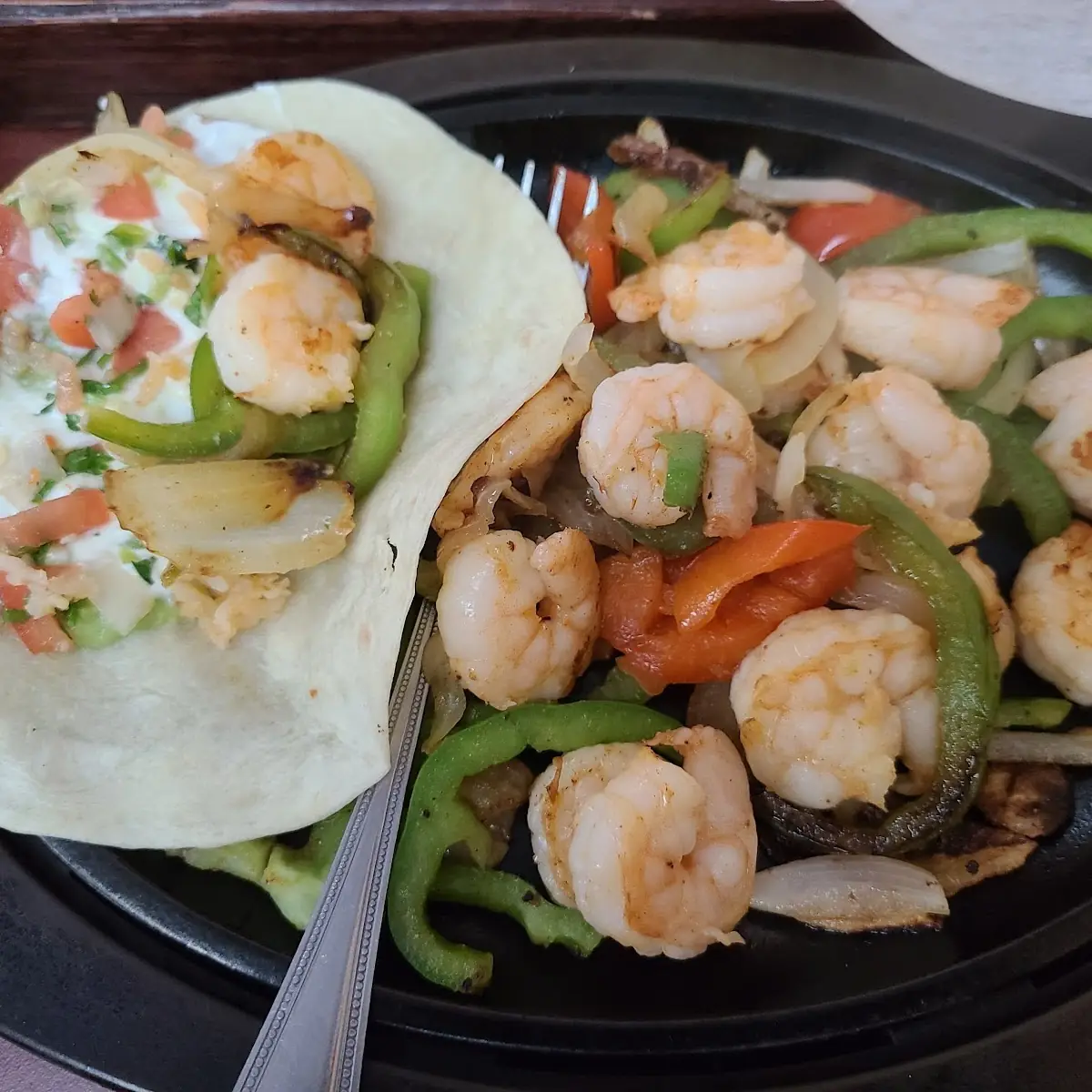 Lunch Shrimp Fajitas