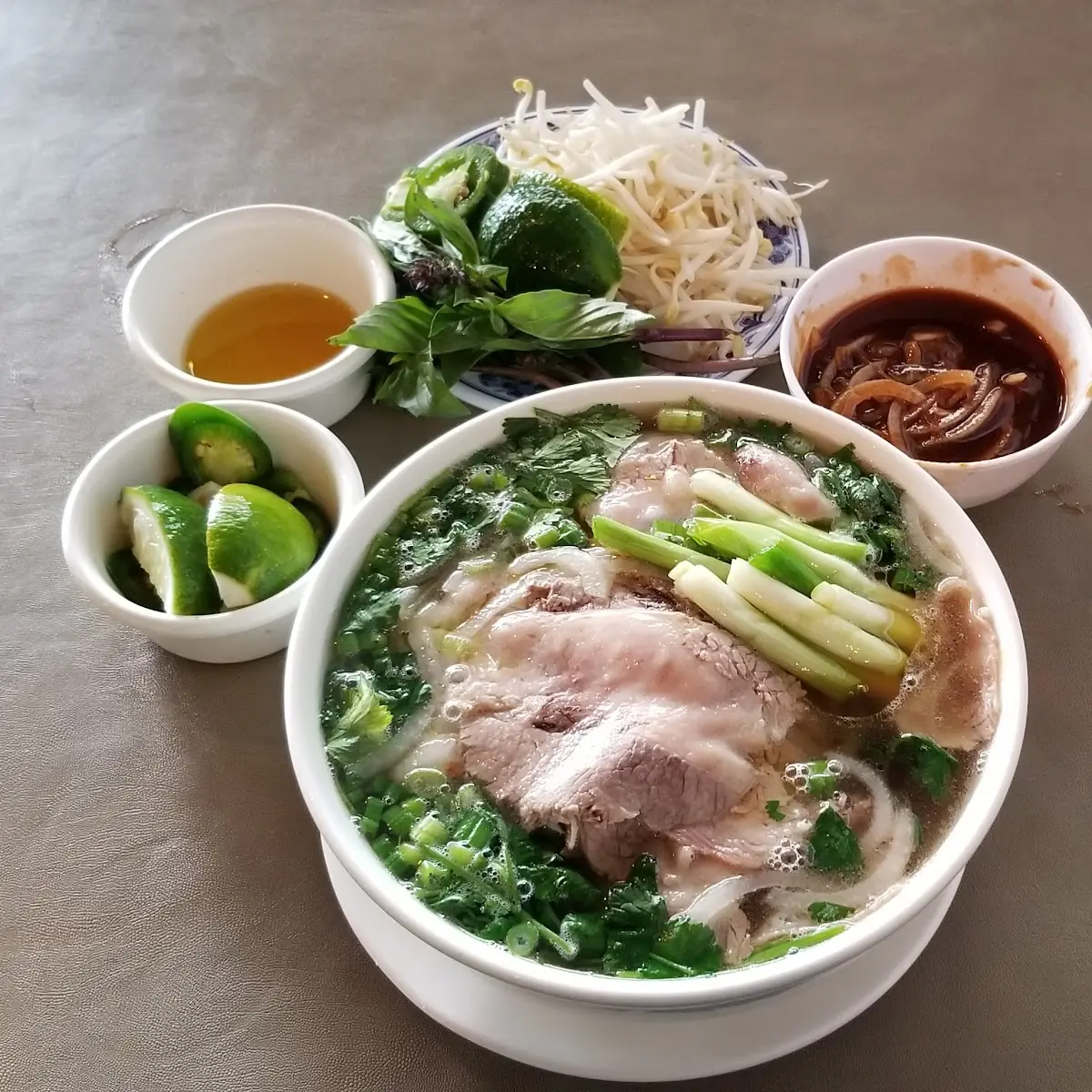 Pho DAC Biet Combination