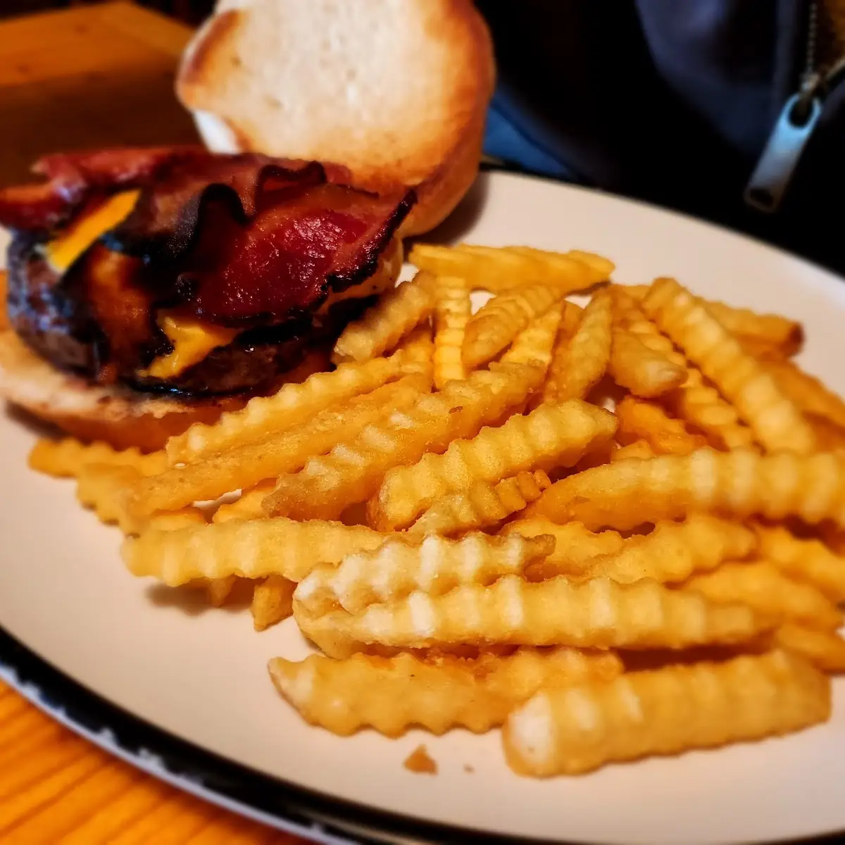 Bacon Cheeseburger
