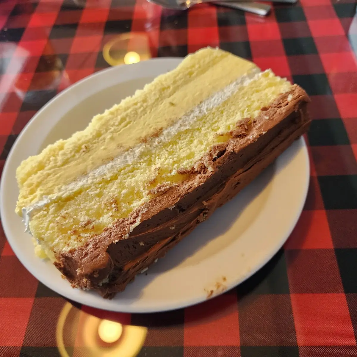 Boston Cream Pie Cake