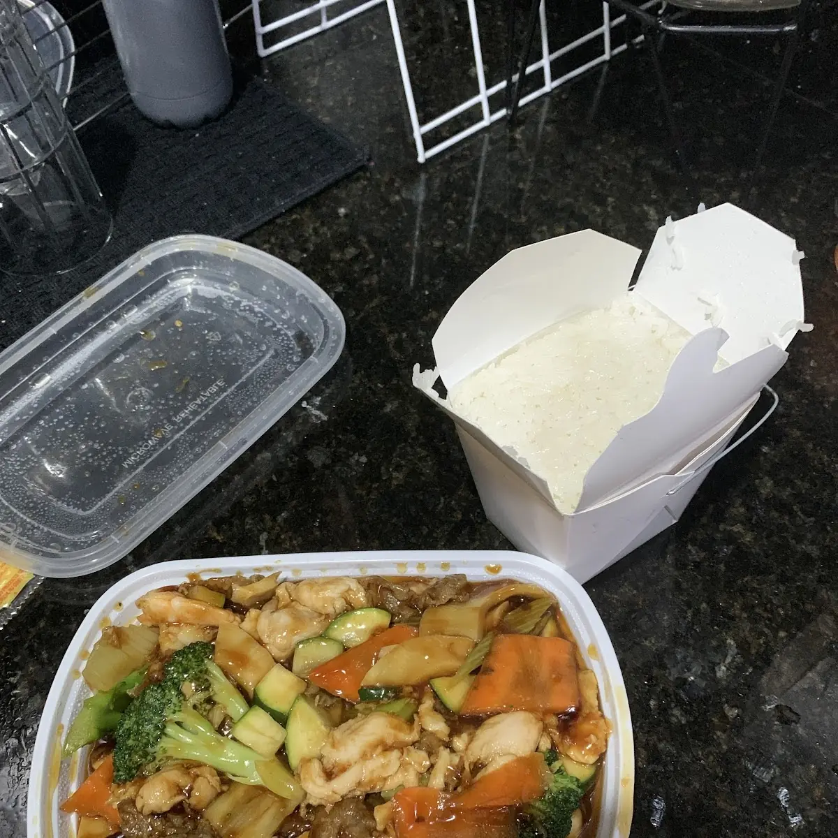 Quart Chicken Chop Suey