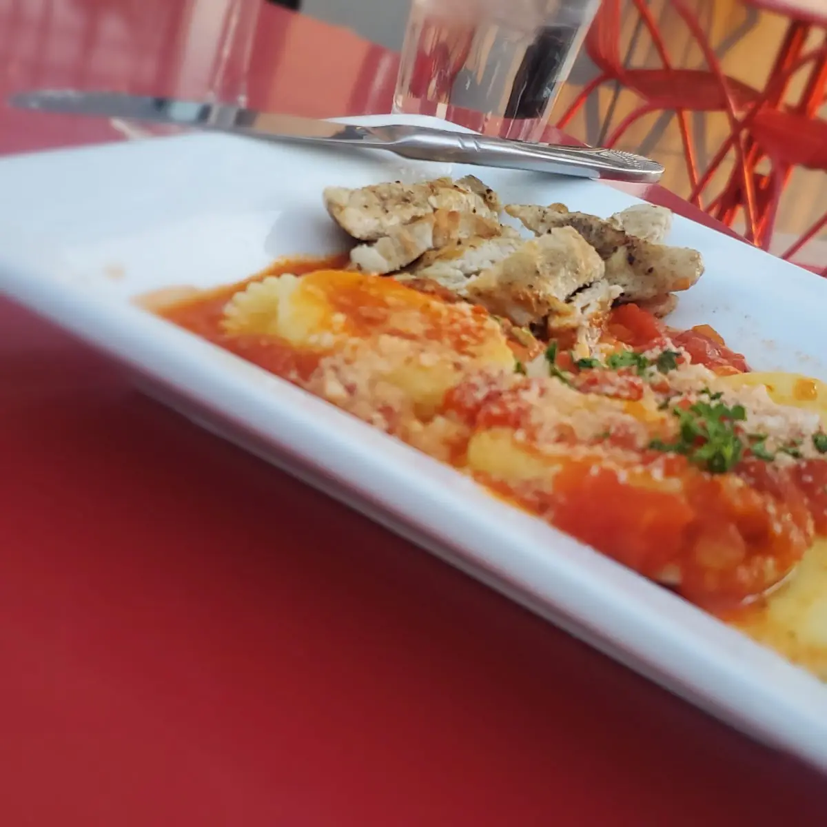 Cheese Ravioli w Grilled Chicken