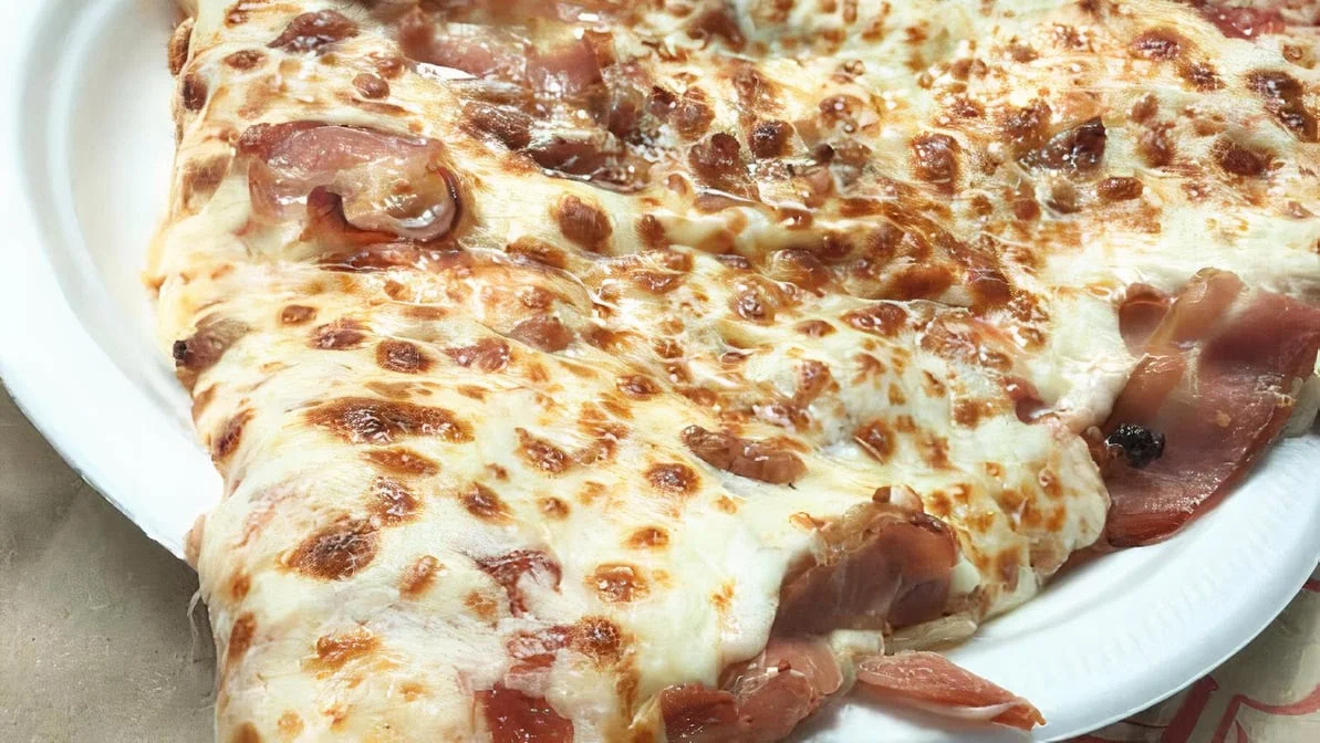Highlights, Donati's Pizza