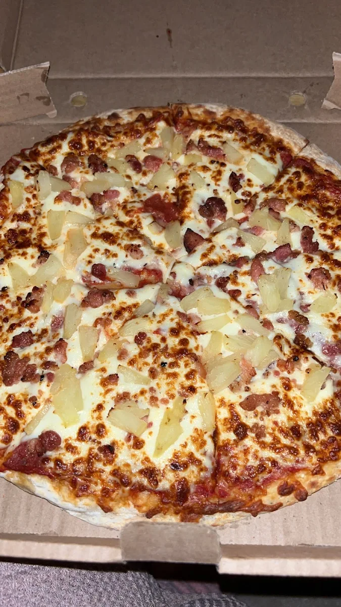 Pepperoni Pizza, Donati's Pizza