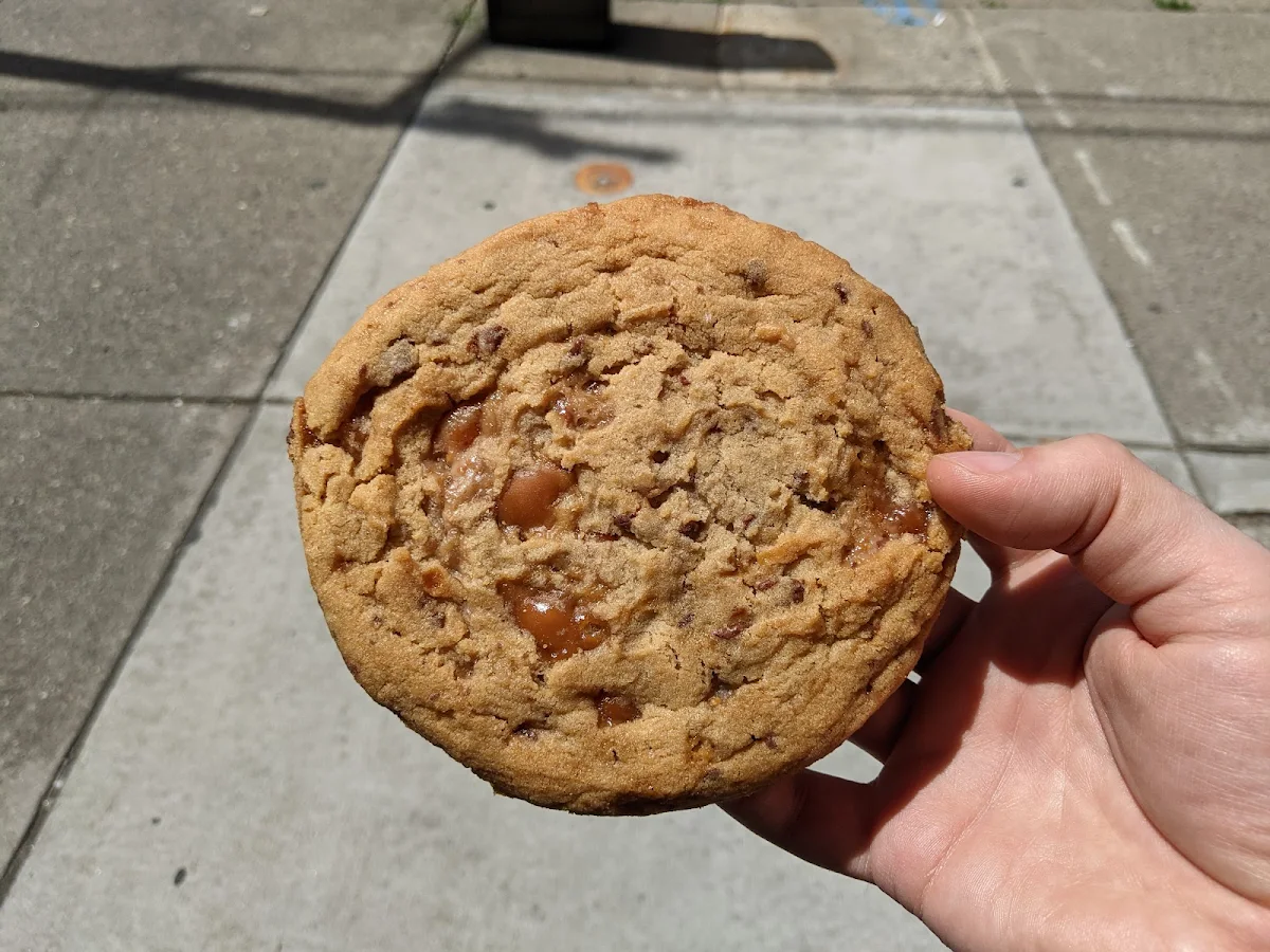 Chocolate Chip Cookie