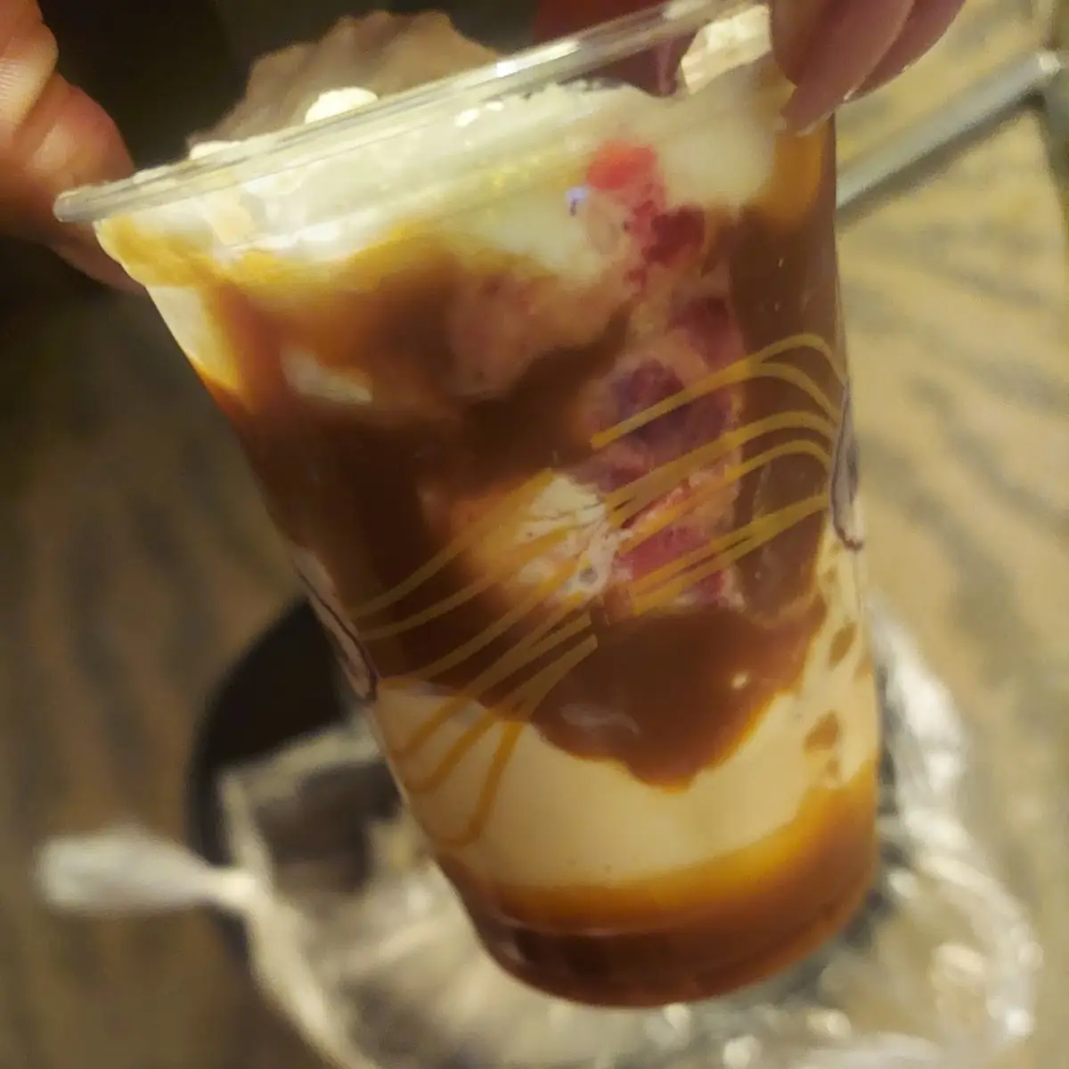 Dulce Split Dazzler Sundae