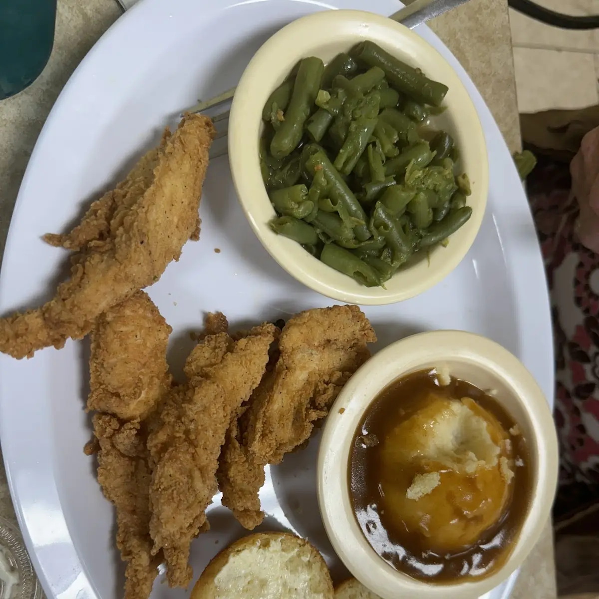 Chicken Strips with Mashed Potato’S and Beans