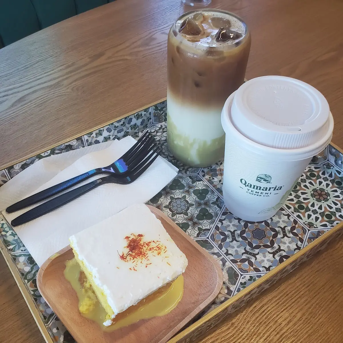 Pistachio Latte and Saffron Cake Slice