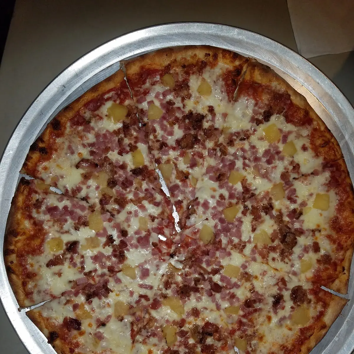 Hawaiian Pizza