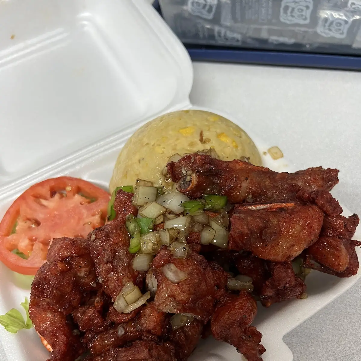 Costilla Frita Con Mofongo