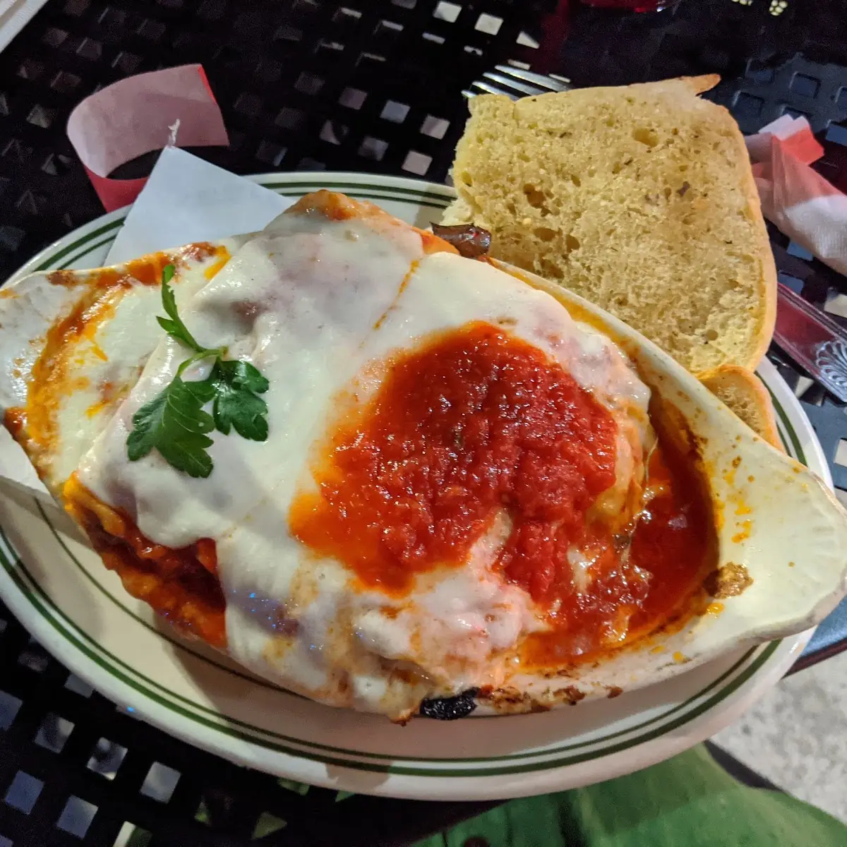 Lasagna with Garlic Bread