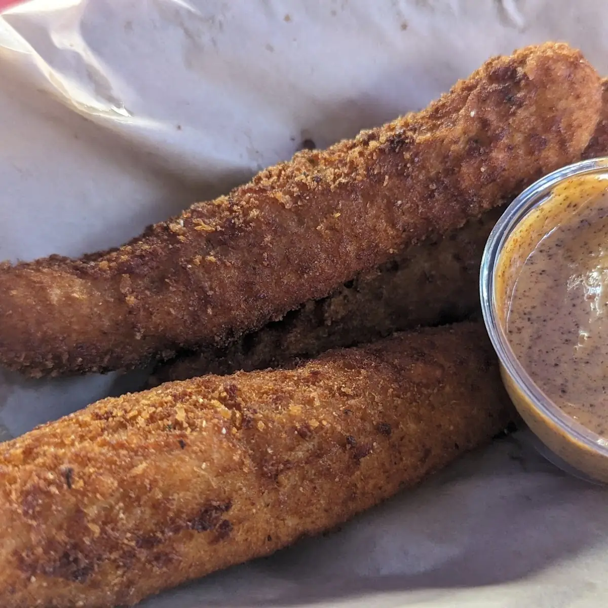 Homemade Fried Pickles with Chipotle Mayo