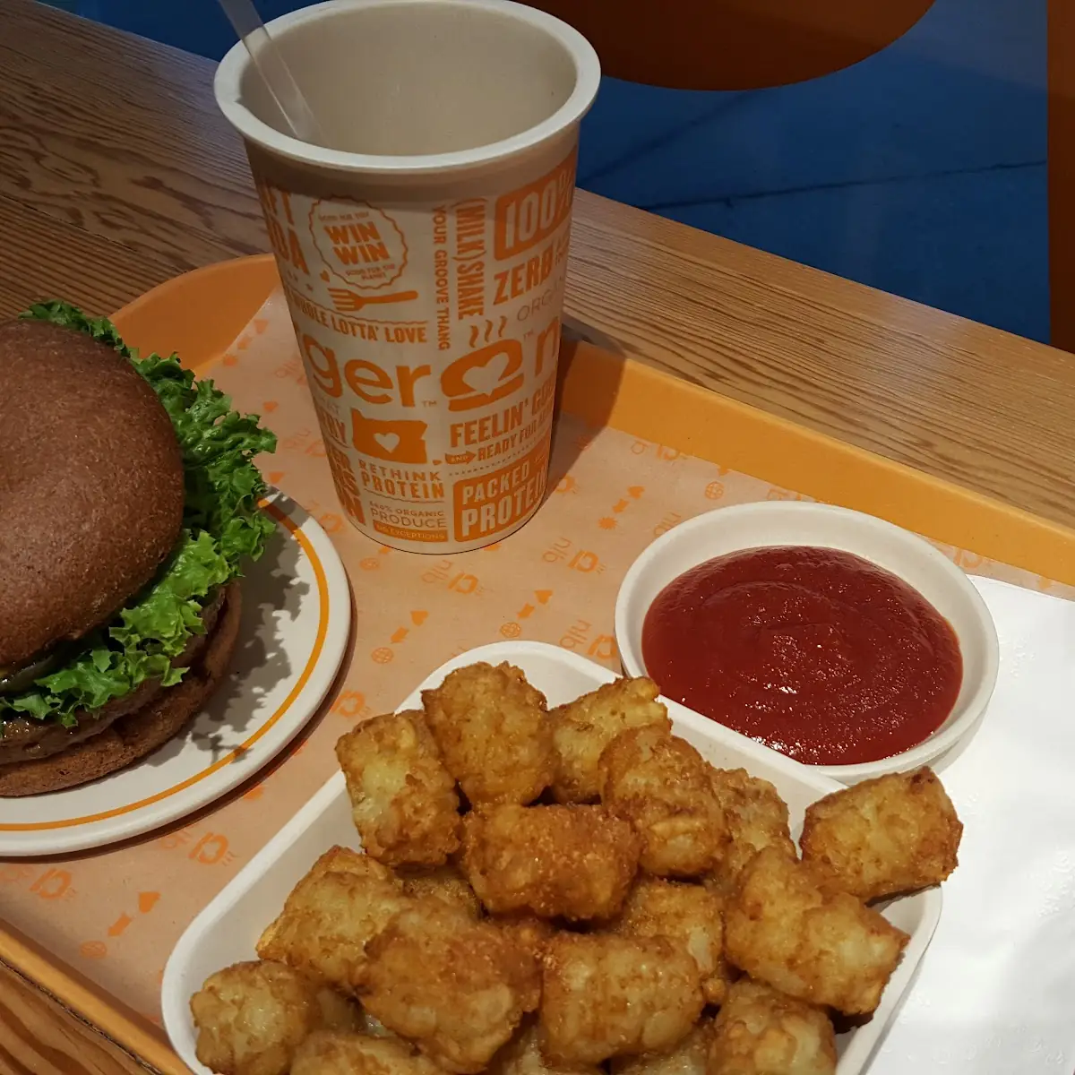 Classic Burger with Tots