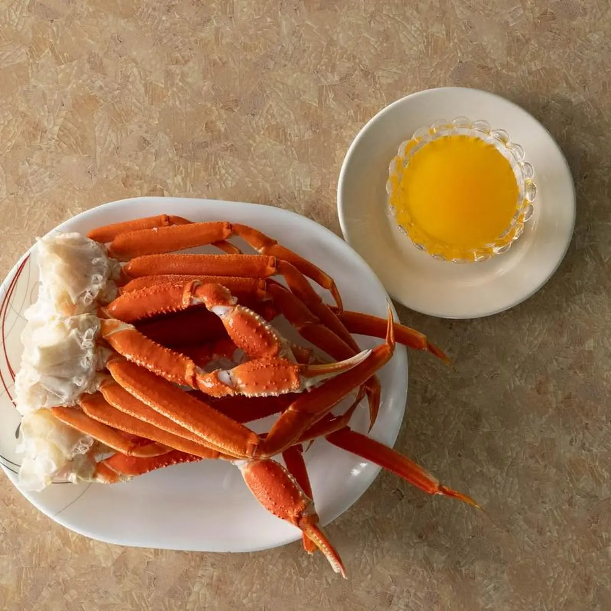Boiled Snow Crab Legs