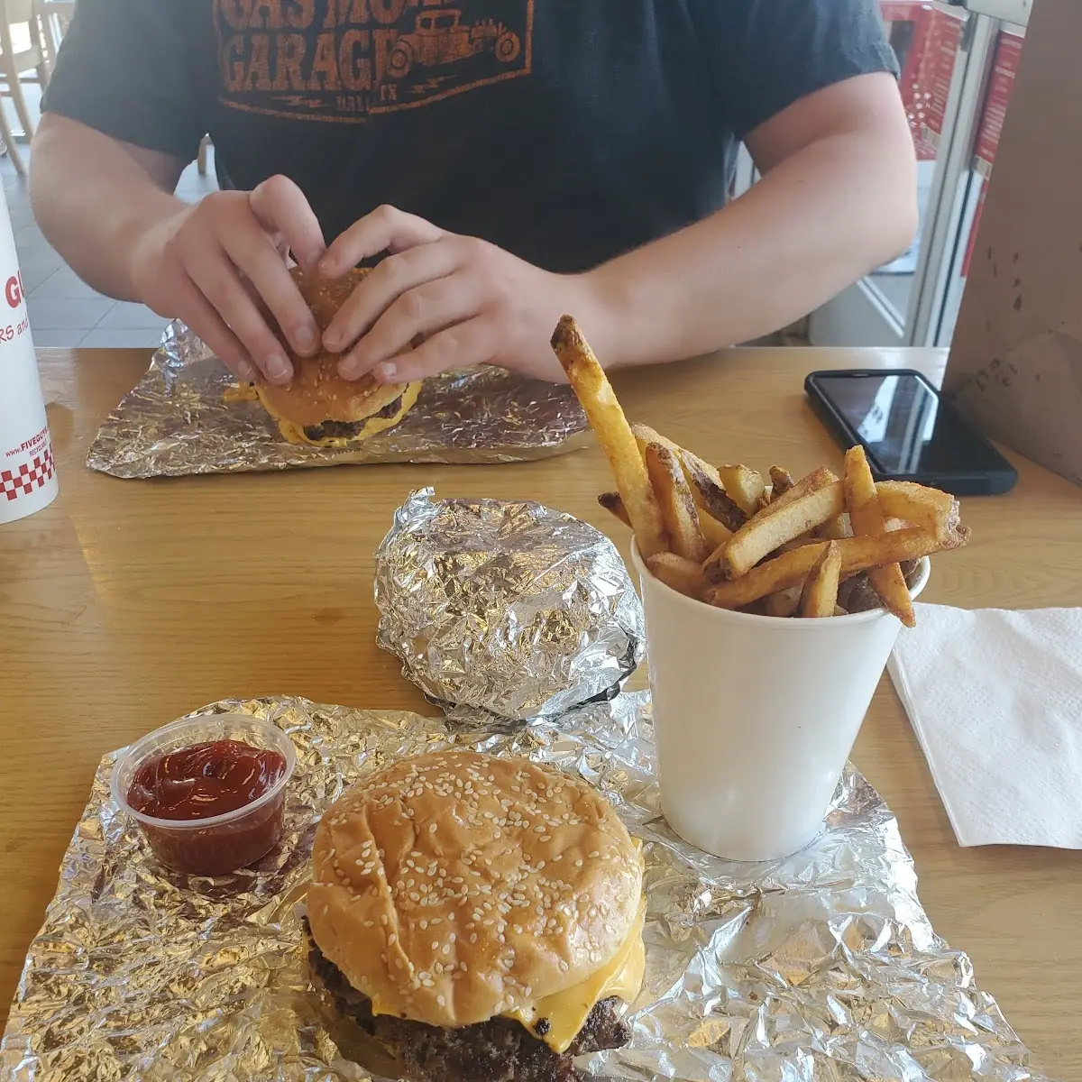 Five Guys Style