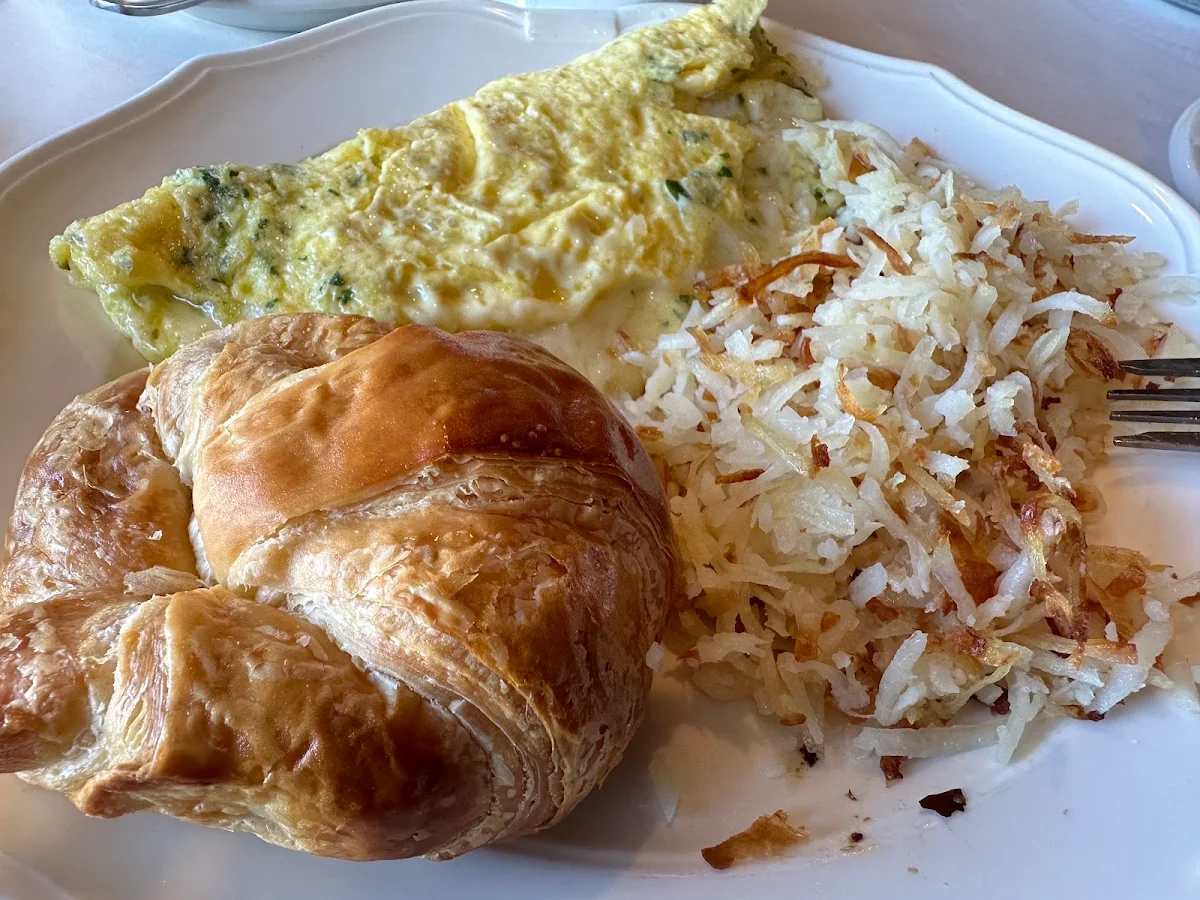 Herbs Omelette with a Hash Brown