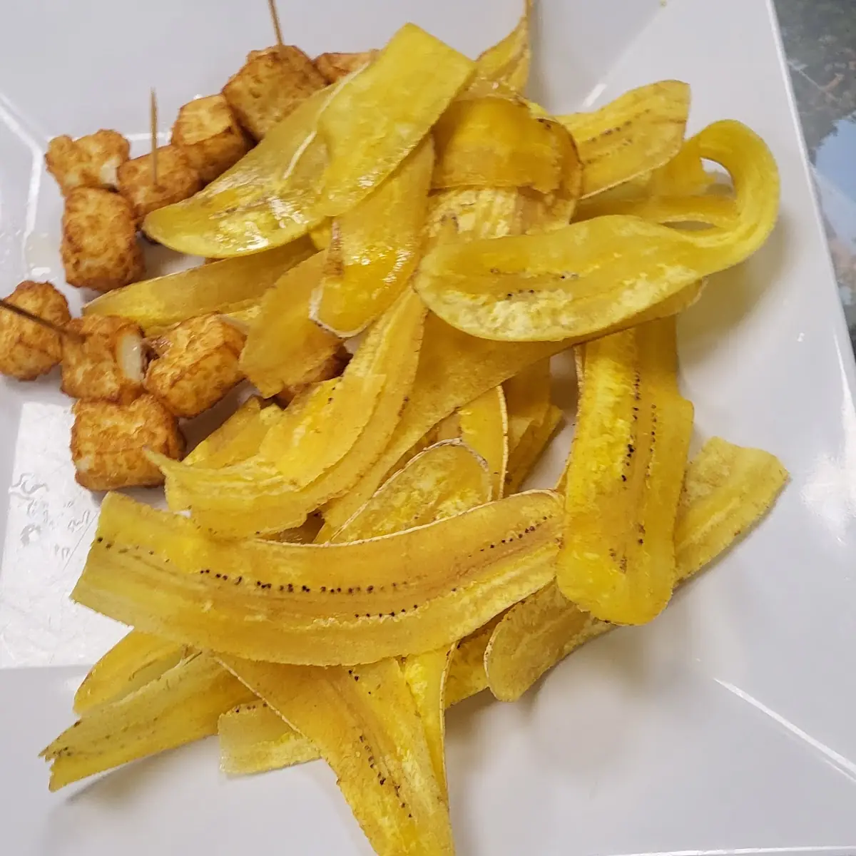 Sliced Fried Plantain Chip Tajadas