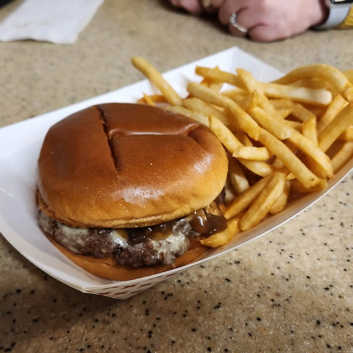 Cheeseburger Combo