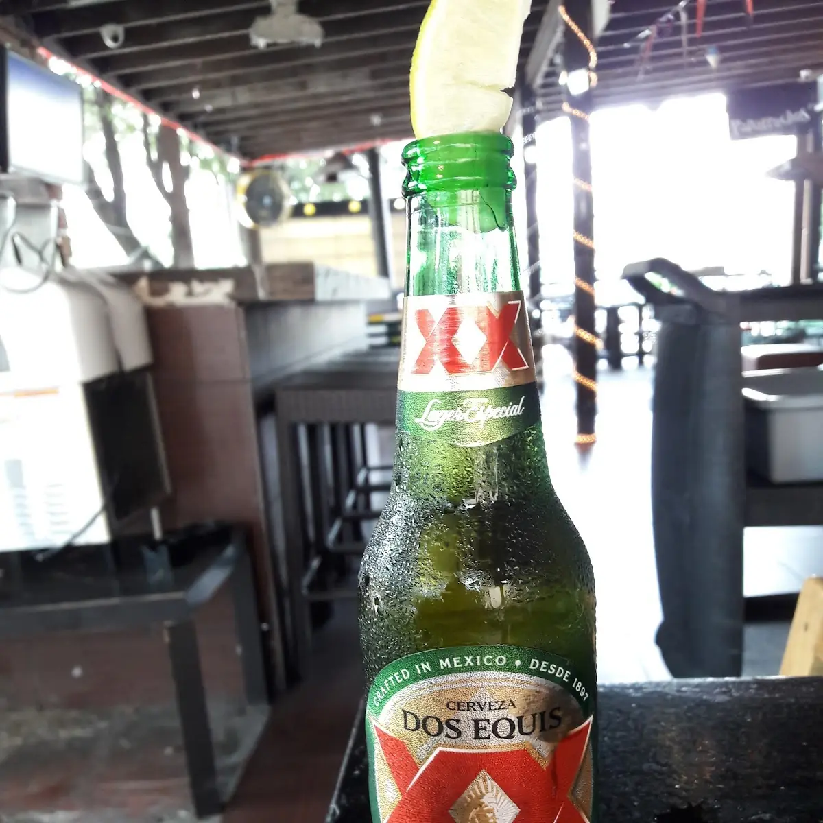 Dos Equis Lager