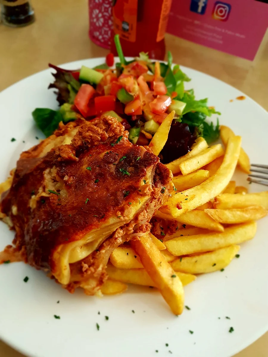 Lasagna Salad and Chips, Cafe Tahbella
