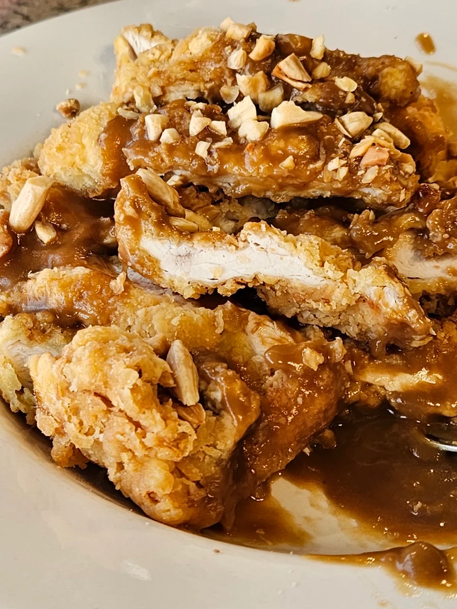 Almond Chicken Soo Gai