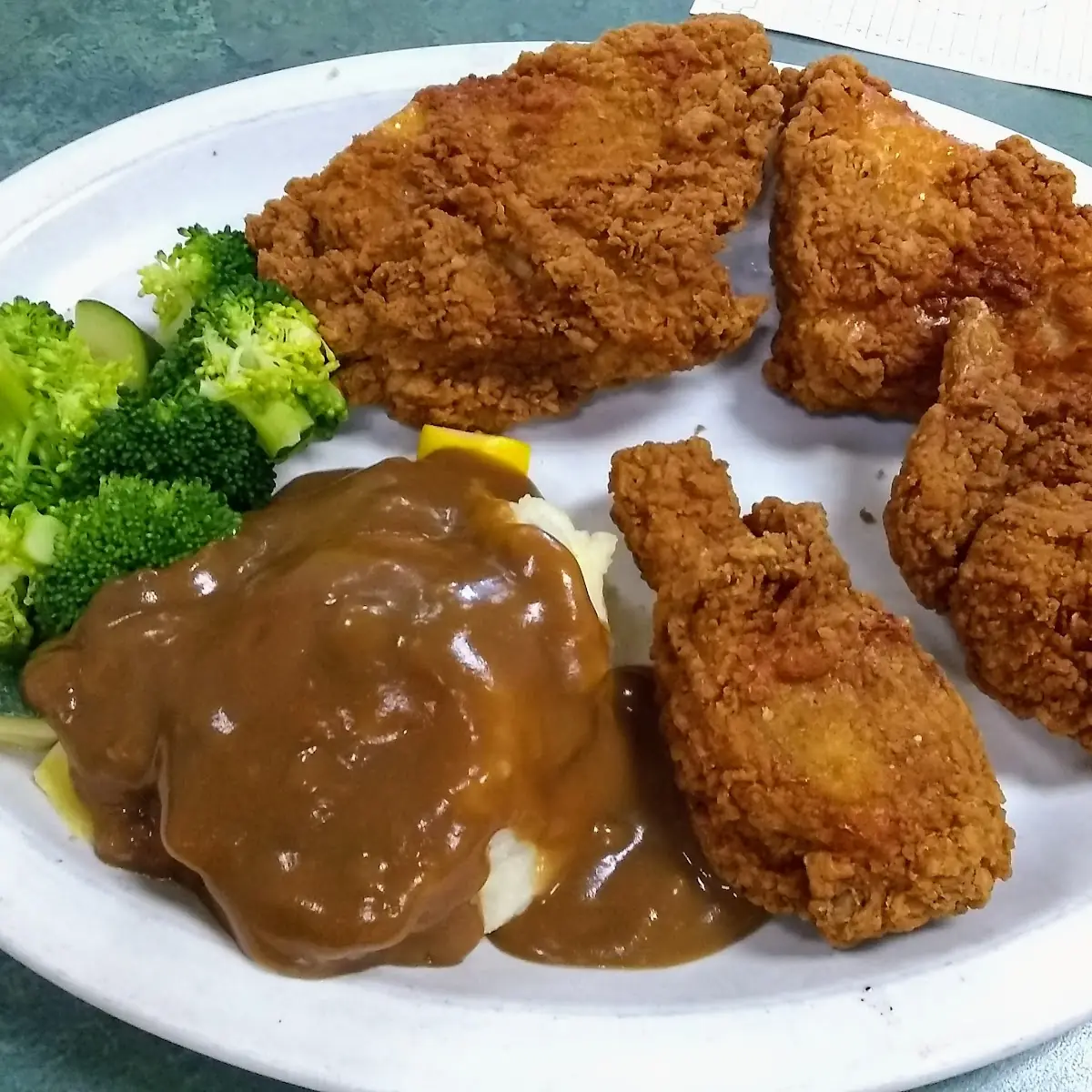 Fried Chicken Lunch with Mashed Potatoes Gravy and Veggies