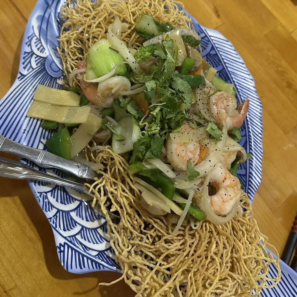 Crispy MI with Shrimp and Mixed Vegetables