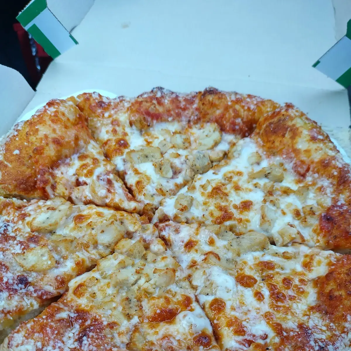 Grilled Chicken Pizza