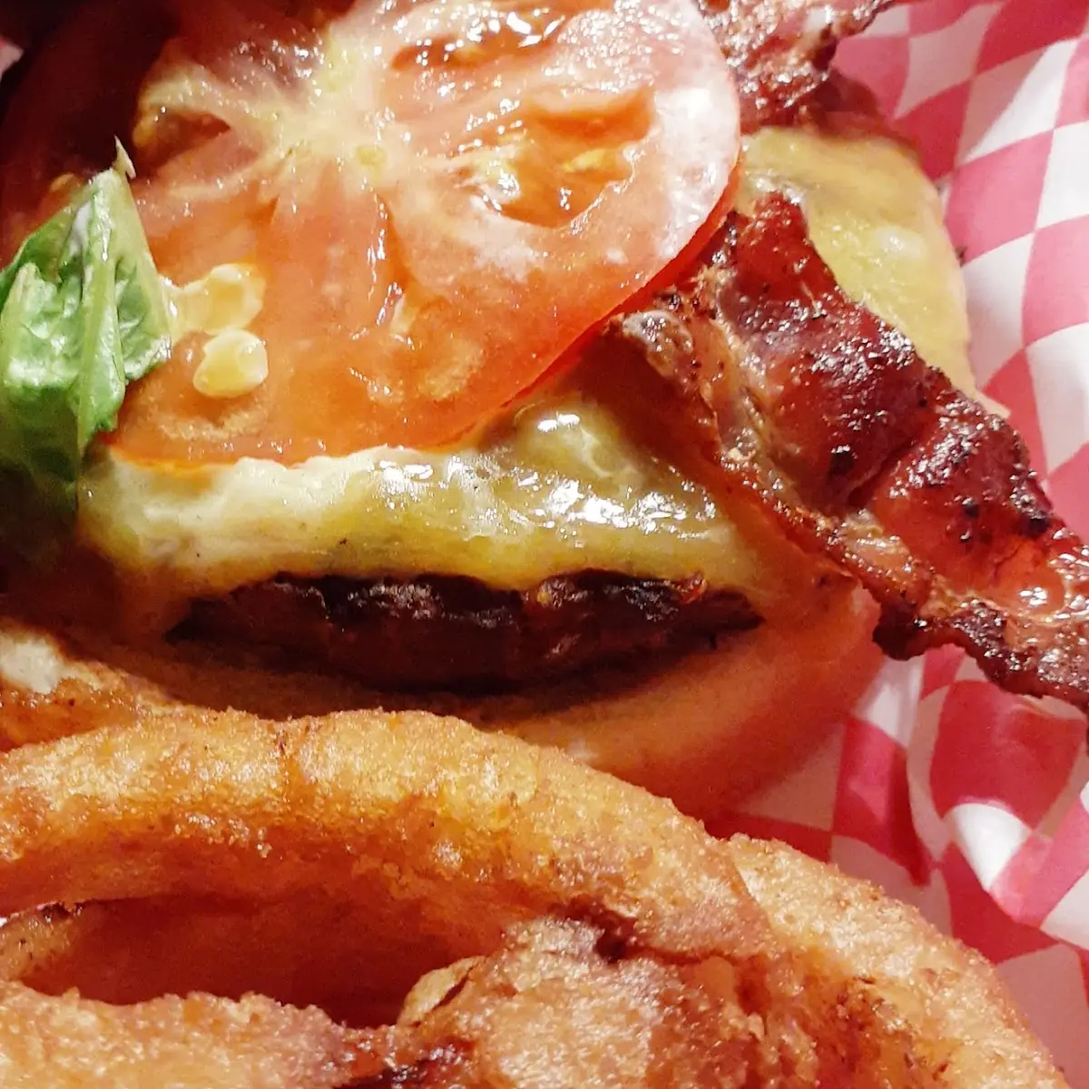 Bacon Cheeseburger with Onion Rings
