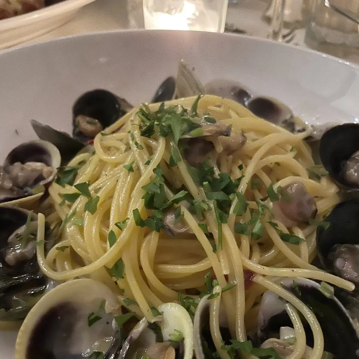 Spaghetti Alle Vongole E Peperoncino