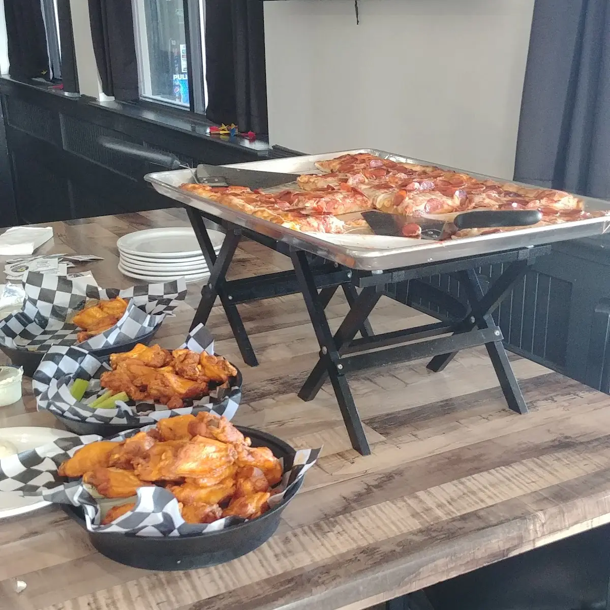 Buffalo Wings and Pizza
