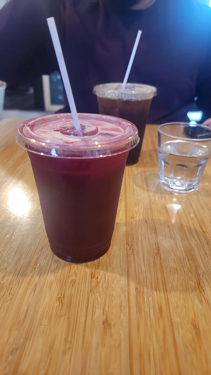 Iced Americano, Cool Hand Of A Girl