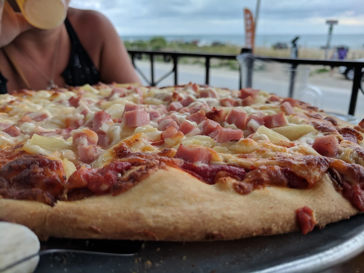 Hawaiian Pizza, Sola's Restaurant + Patio