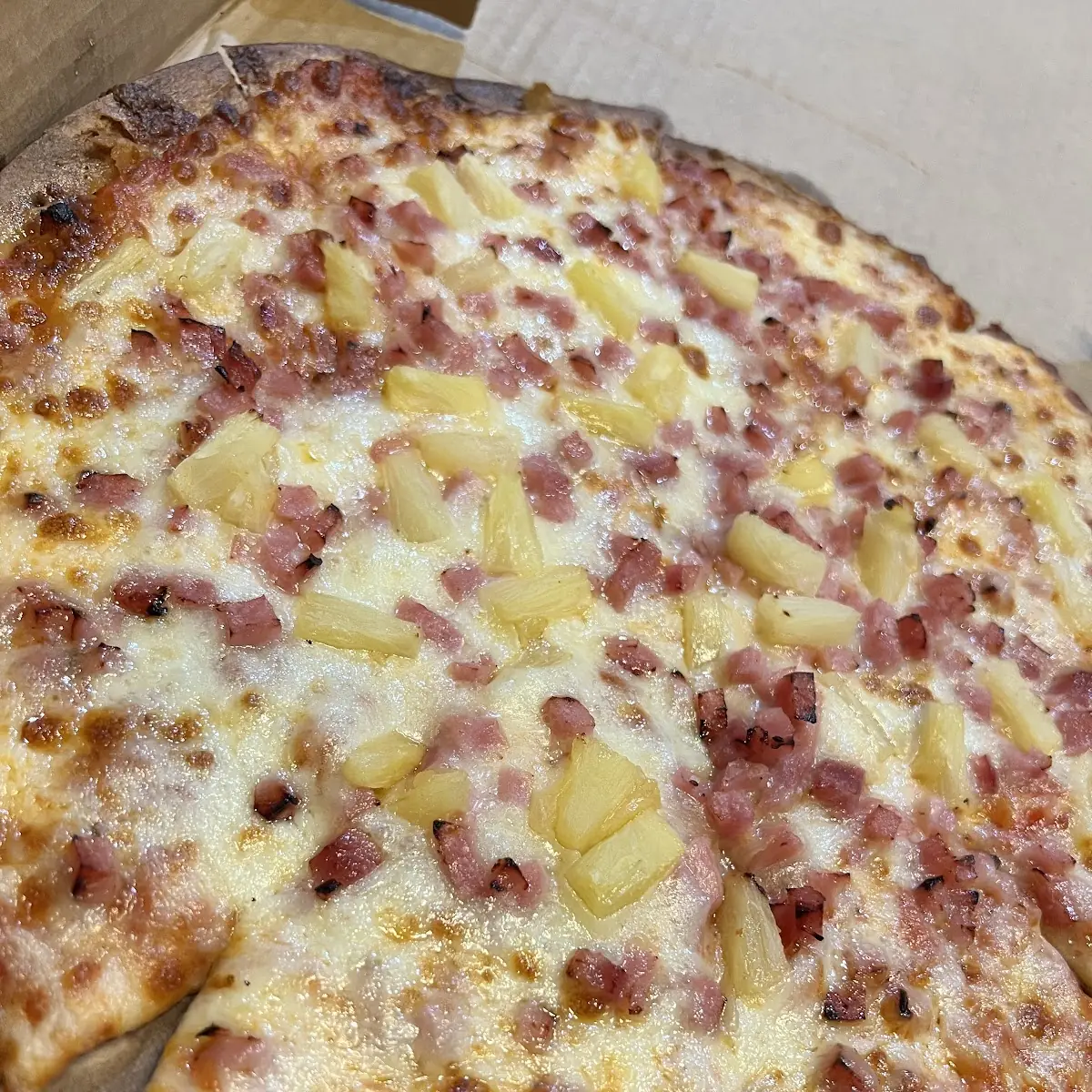 Hawaiian Large Regular or Thin Crust