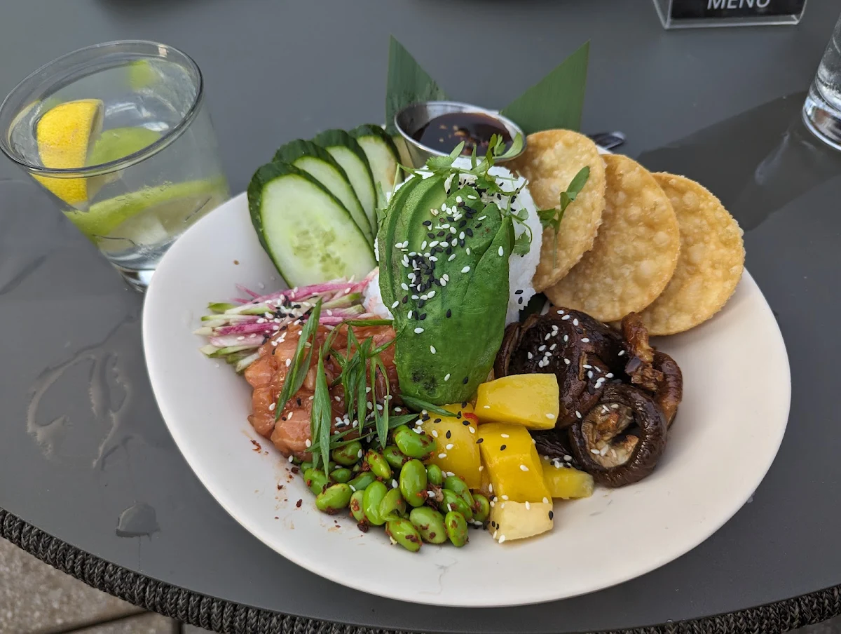 Salmon Poke