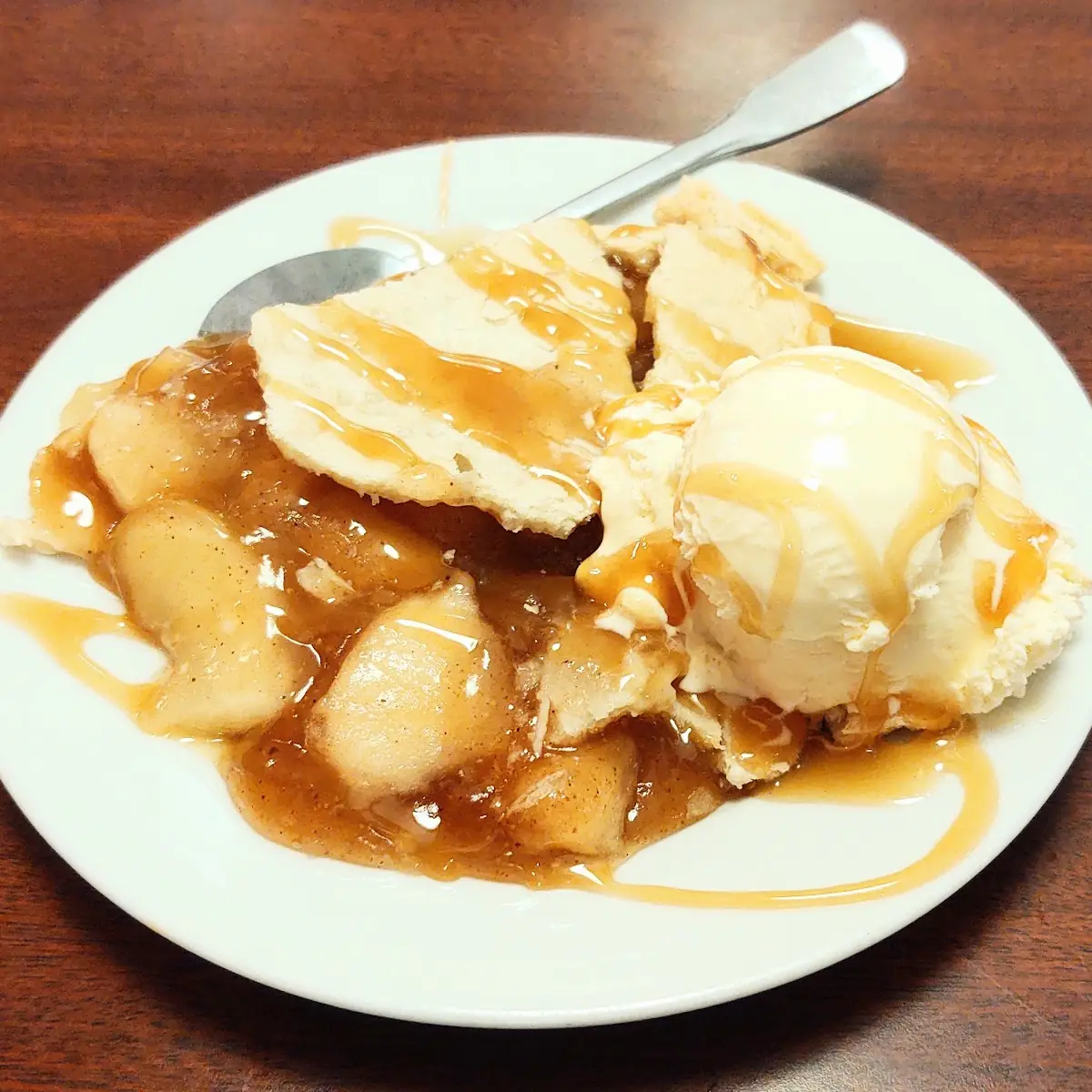 Carmel Apple Pie a La Mode