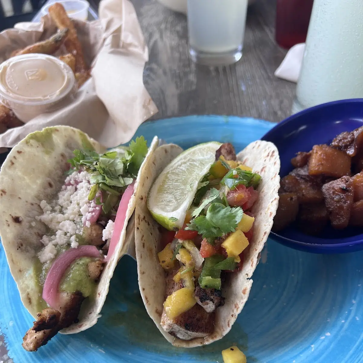 Chicken Taco with Green Sauce