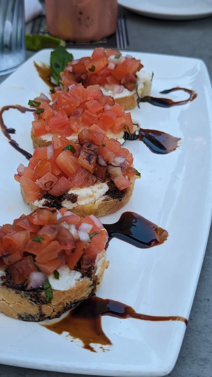 Burrata Caprese