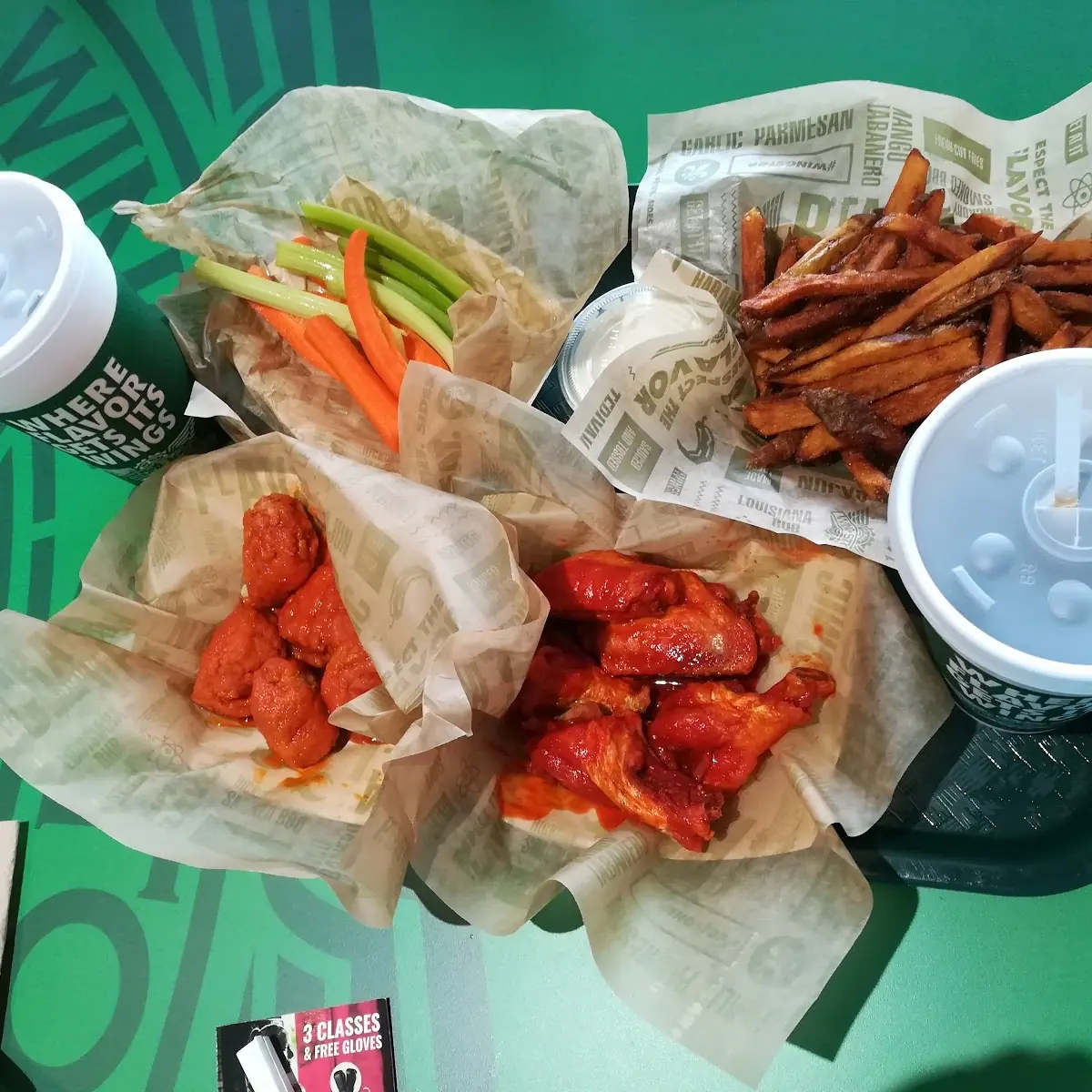 Lemon Pepper Buffalo Wings Combo