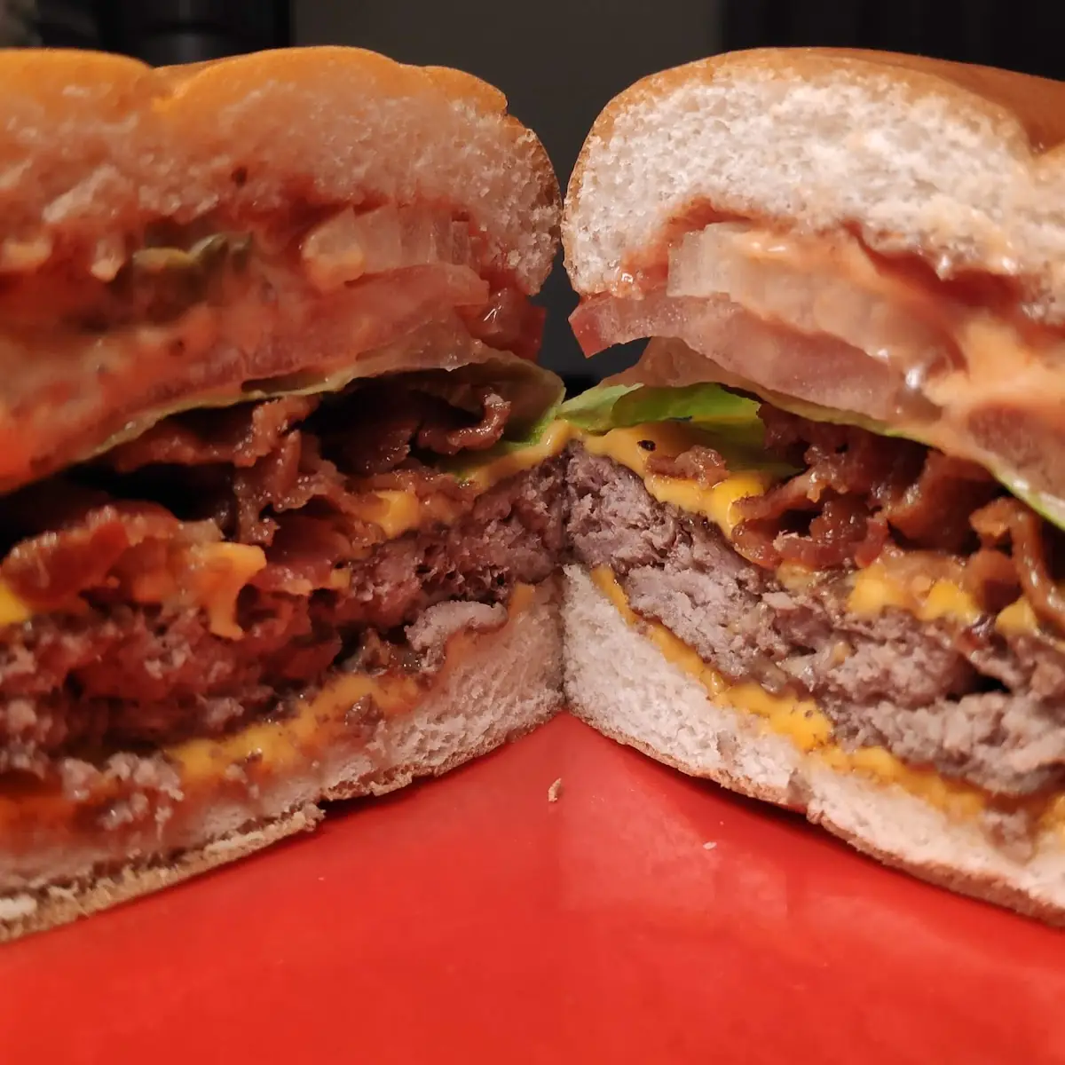 Dave's Single Bacon Cheeseburger