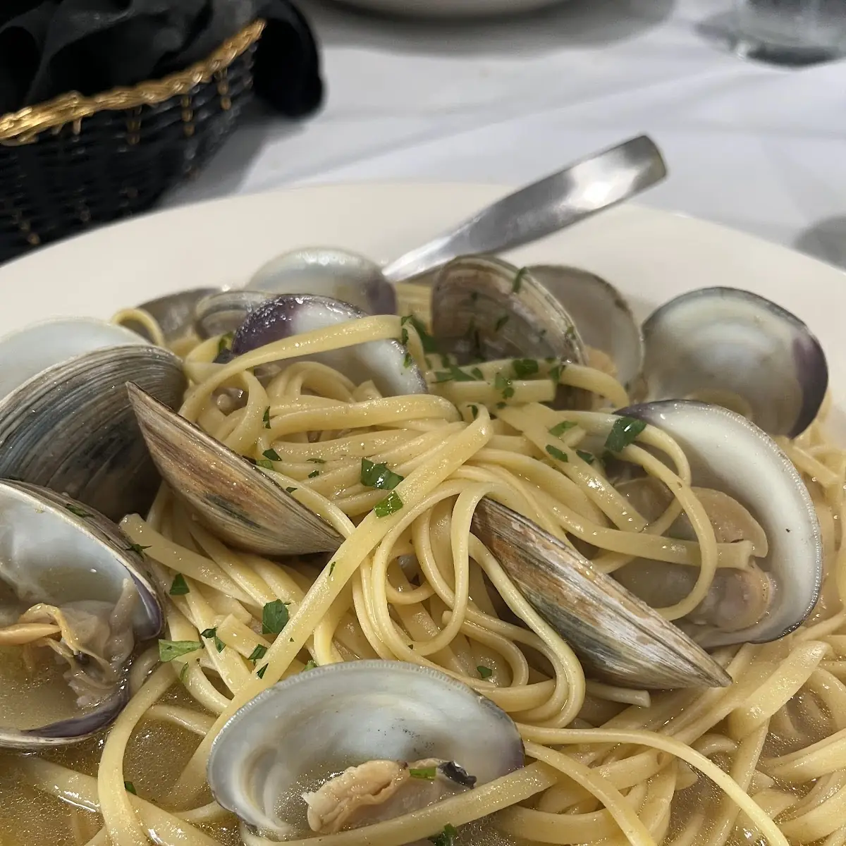 Linguini with Clam Sauce