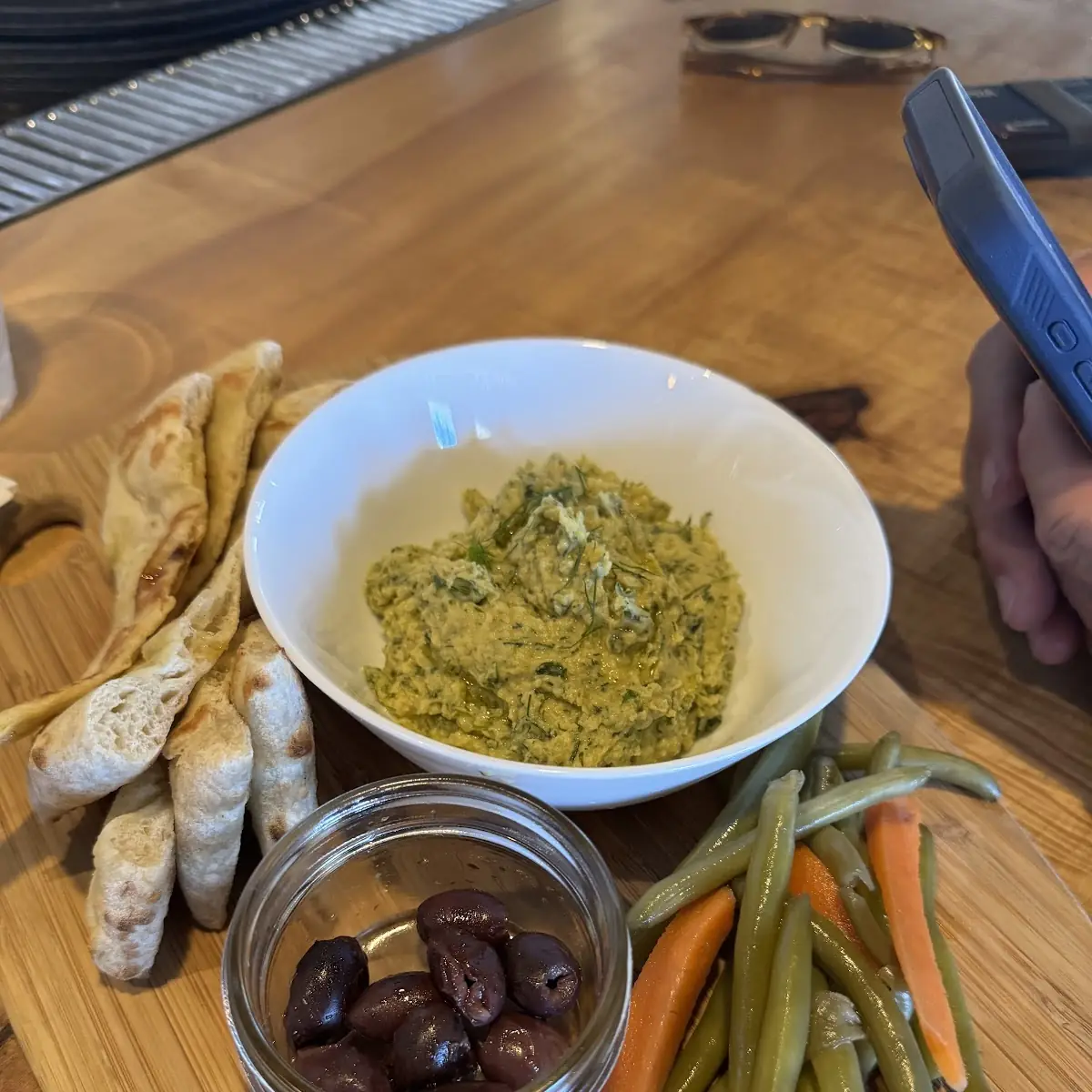 Seasonal Hummus Plate