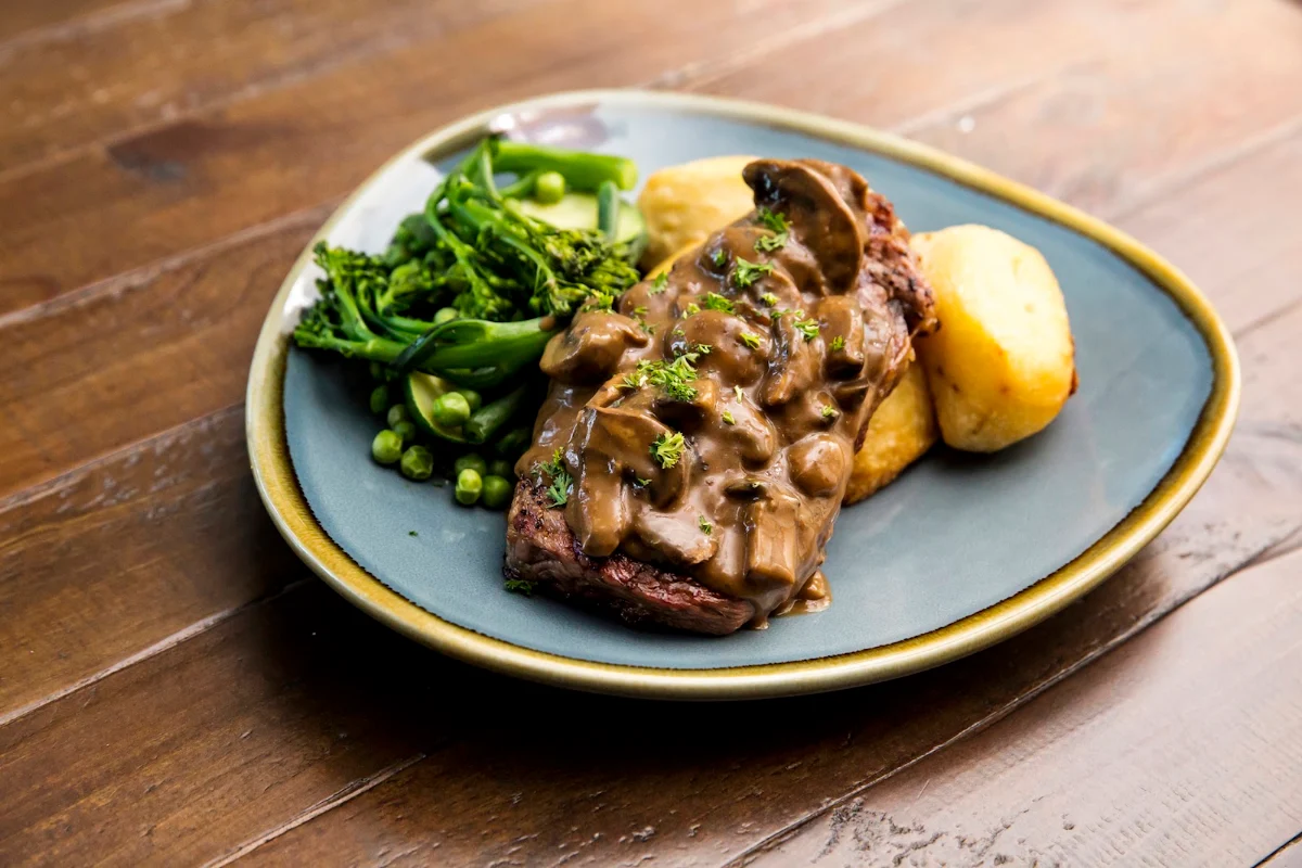 Highlights, Briars Restaurant