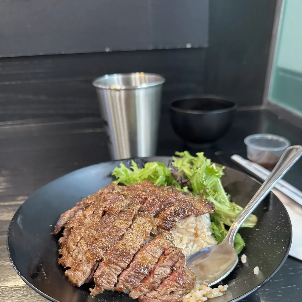 Grilled Beef Bowl with White Rice