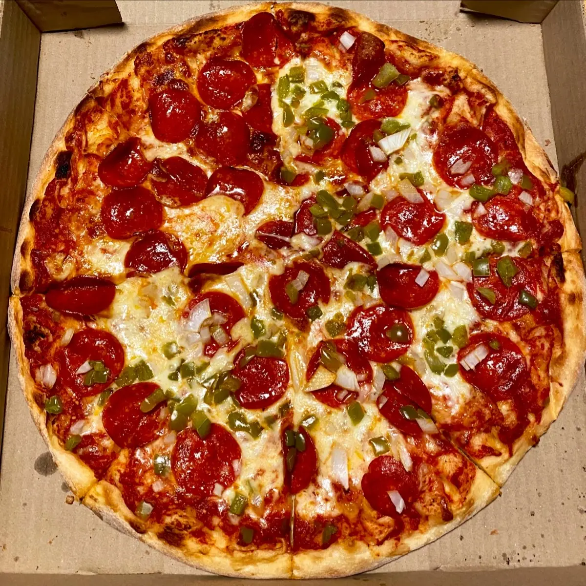 18 Pepperoni Pizza